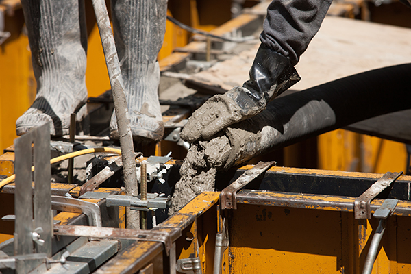 コンクリート打設工事